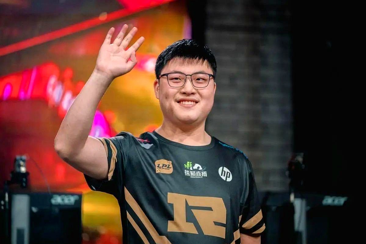 开云体育-Uzi迎来十赛季出色发挥，瑞士队观众热烈欢呼！气势如虹延续-开云体育